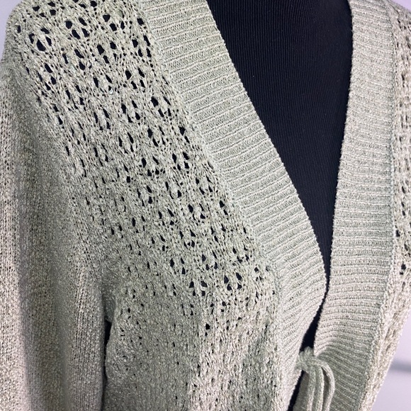 BM Green Cardigan - Picture 3 of 6